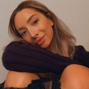 Meet your Posher, Leanna